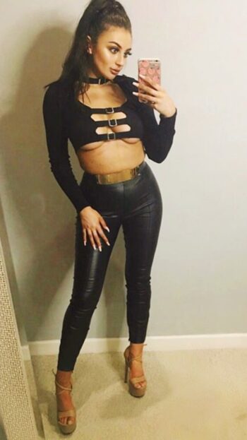 Rose dévoilée cherche maître SM rencontre-BDSM-Lannion