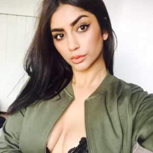 Nina - rencontre-BDSM-Saint-Maur-des-Fossés