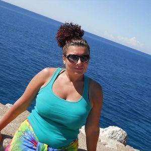 Envie d’une étincelle… Amina - rencontre-Milf-Orléans