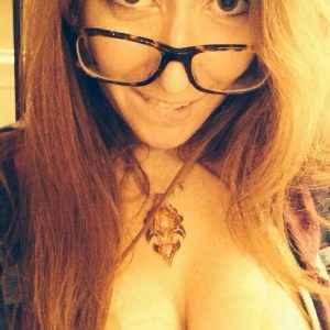 T’es chaud ? Viens kiffer en plein air ! Sofia - rencontre-Naturiste-Tourcoing